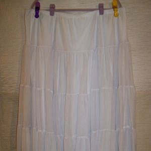 Susan Graver Mesh Tiered White Skirt